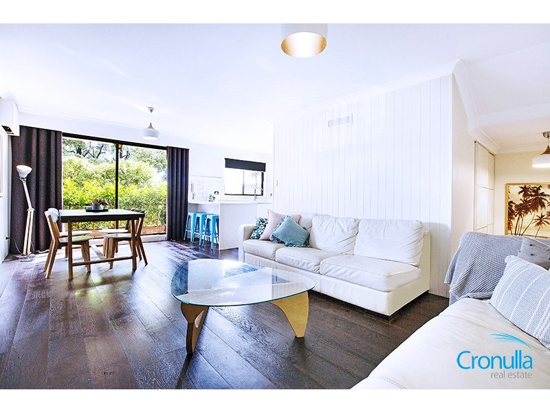 2/200 Willarong Rd, Caringbah NSW 2229