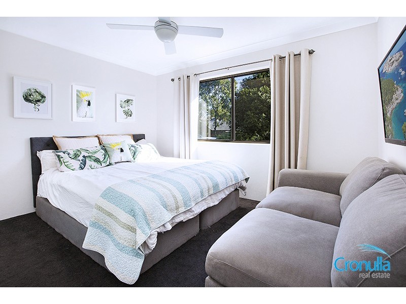 2/200 Willarong Rd, Caringbah NSW 2229