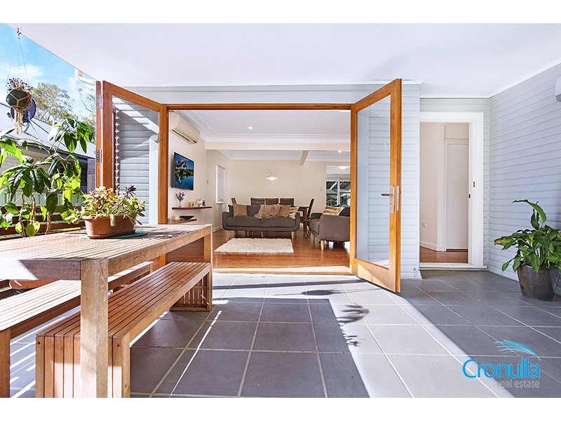 12 Kitchener Street, Caringbah NSW 2229