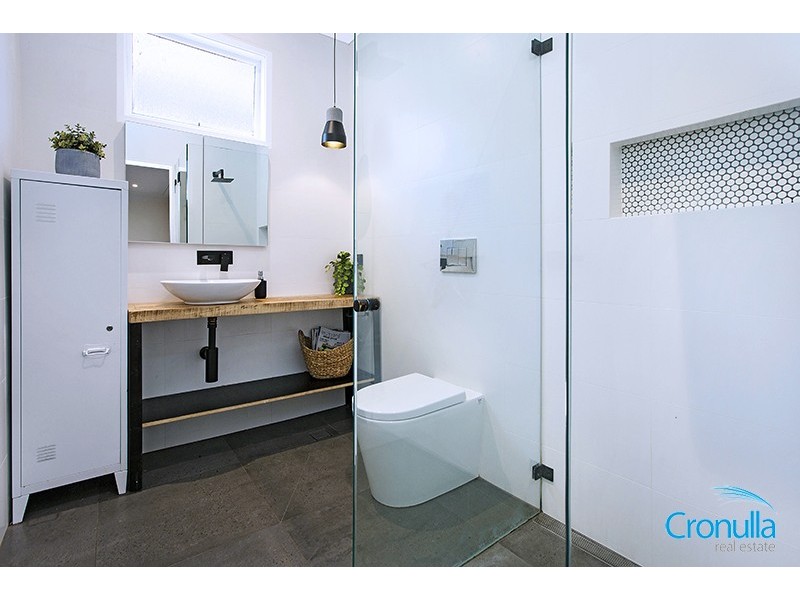 12 Kitchener Street, Caringbah NSW 2229