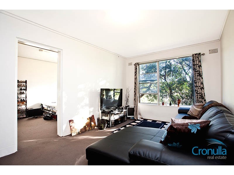 53 Caronia Ave, Woolooware NSW 2230