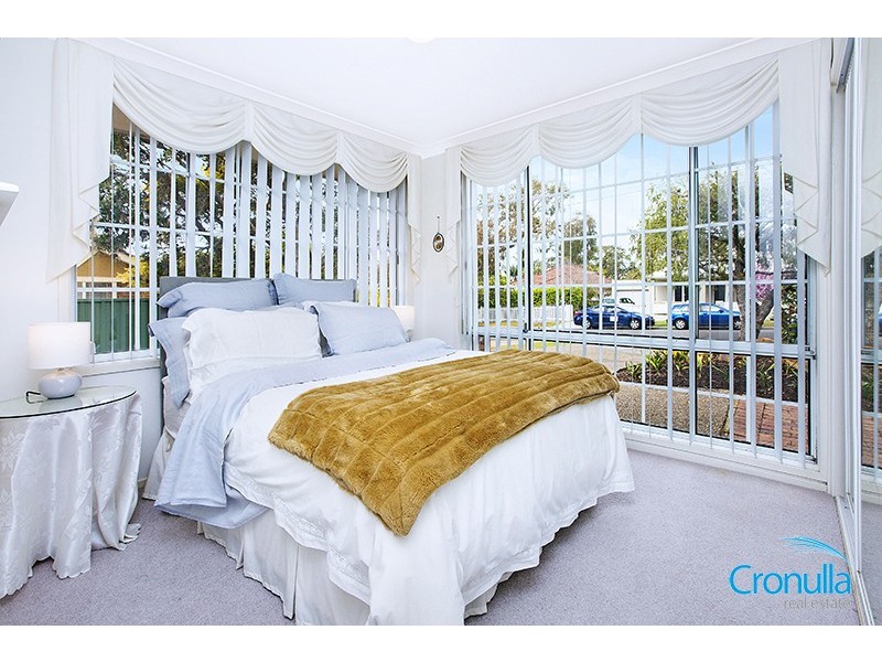 1/33 Caronia Avenue, Woolooware NSW 2230