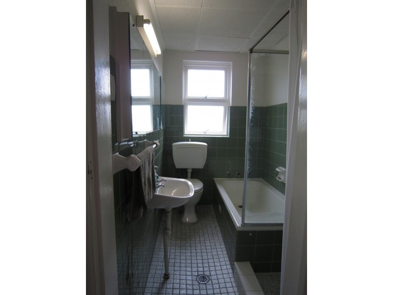 8-12  Giddings, Cronulla NSW 2230