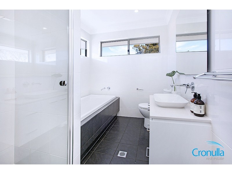 26B Carrington Avenue, Caringbah NSW 2229