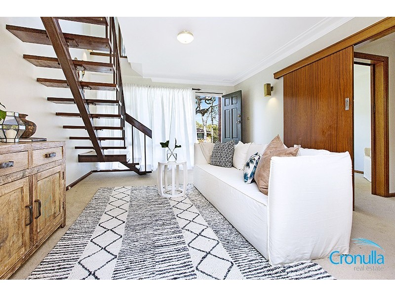 7 Waterview Avenue, Caringbah South NSW 2229