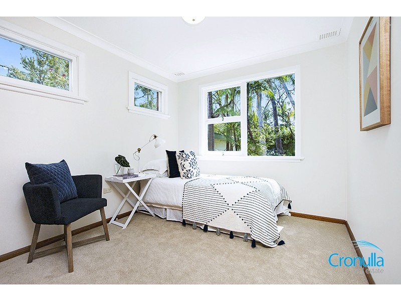 7 Waterview Avenue, Caringbah South NSW 2229