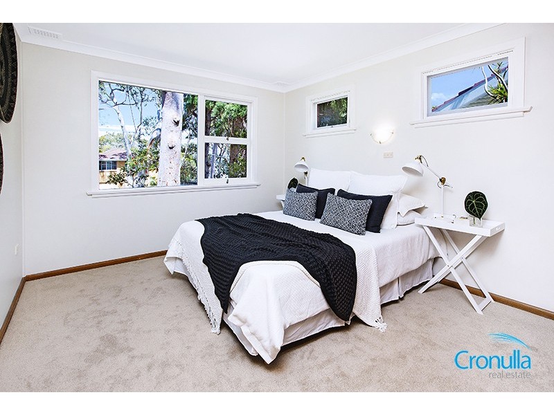 7 Waterview Avenue, Caringbah South NSW 2229