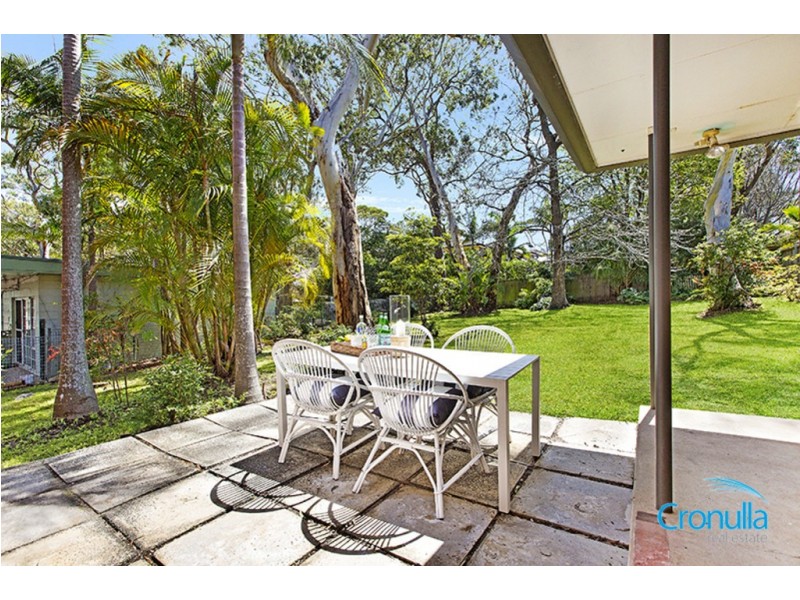 7 Waterview Avenue, Caringbah South NSW 2229