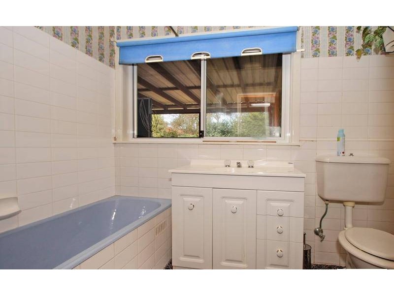 13 Coral Road, Woolooware NSW 2230