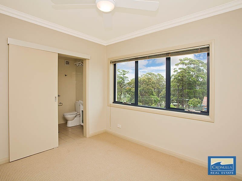 8 Nicholson Parade, Cronulla NSW 2230