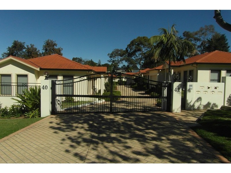 40 Epacaris Ave, Caringbah NSW 2229