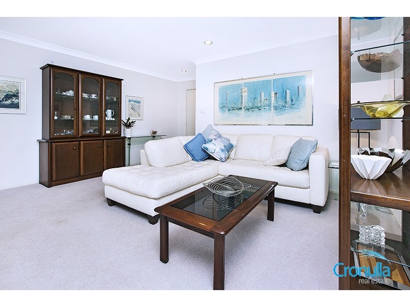 1/33 Caronia Avenue, Cronulla NSW 2230