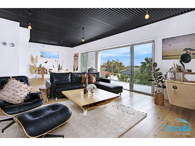 21 Edinburgh Cres, Woolooware NSW 2230