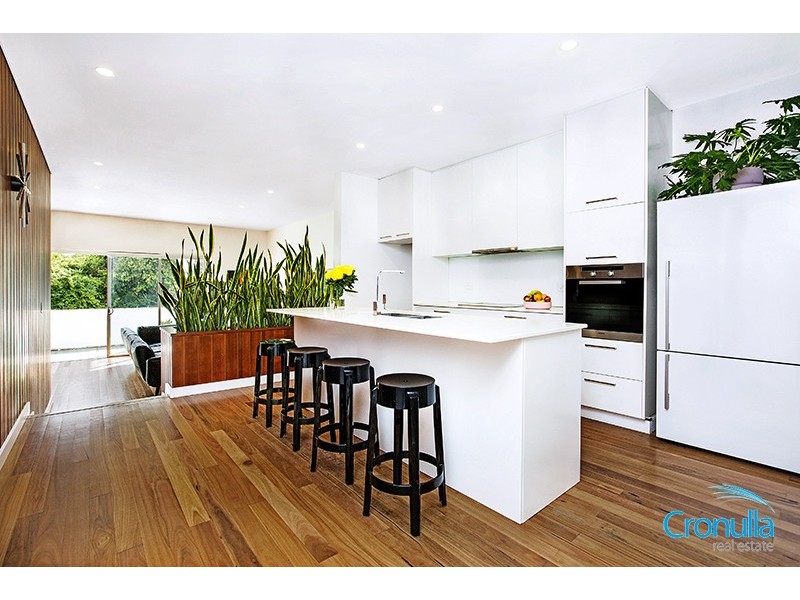 21 Edinburgh Cres, Woolooware NSW 2230