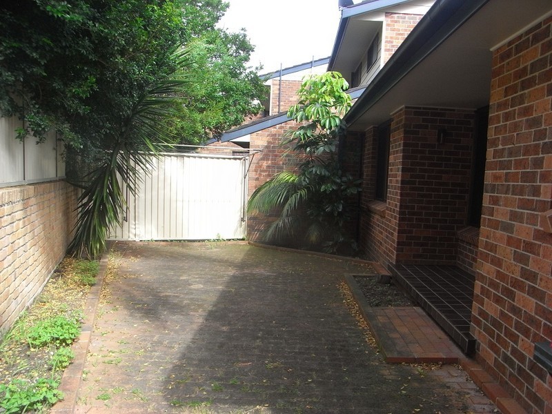 47 Manchester Road, Gymea NSW 2227