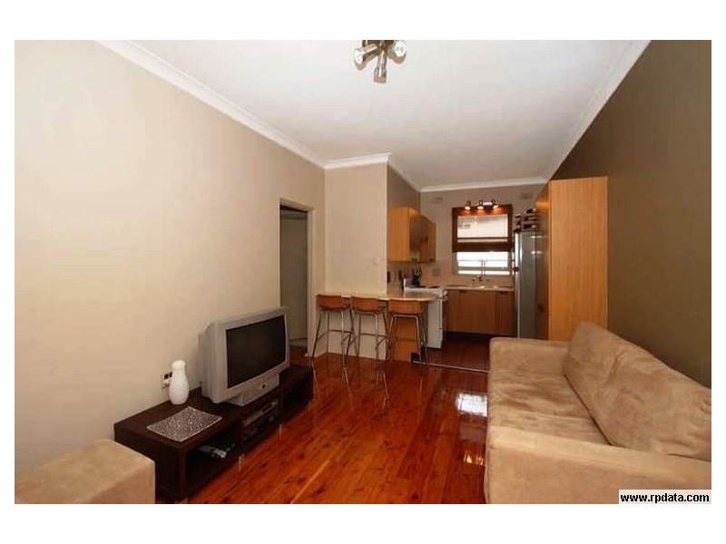 8 Nerang Road, Cronulla NSW 2230