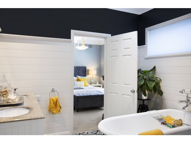 5 North East Crescent, Lilli Pilli NSW 2229