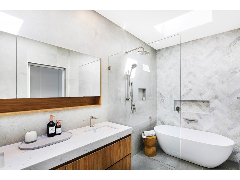 4A Gillham Ave, Caringbah South NSW 2229