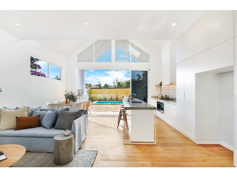 3b Wills Rd, Woolooware NSW 2230