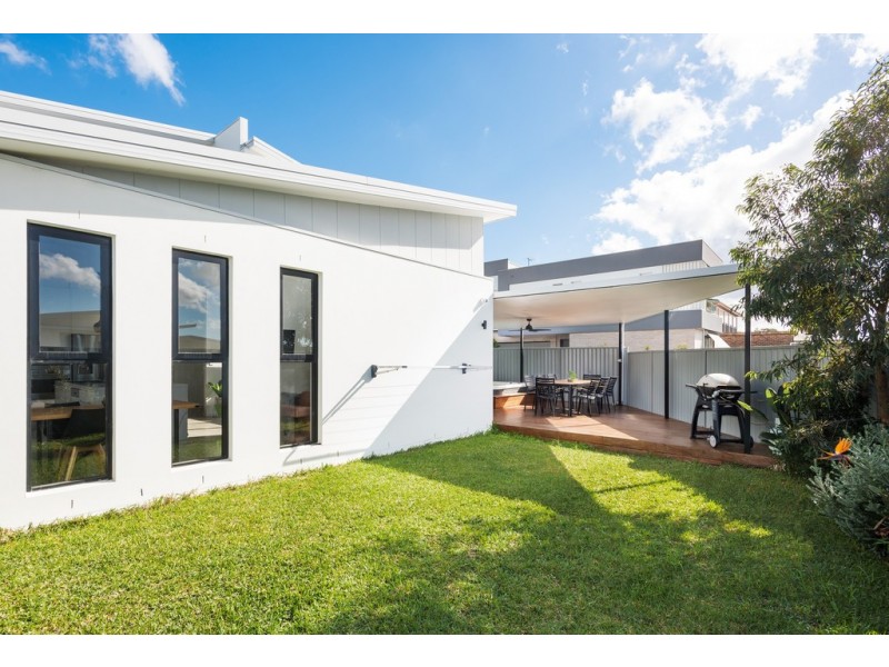 22B Percival Road, Caringbah South NSW 2229