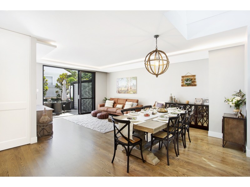 53 Crescent Rd, Caringbah South NSW 2229