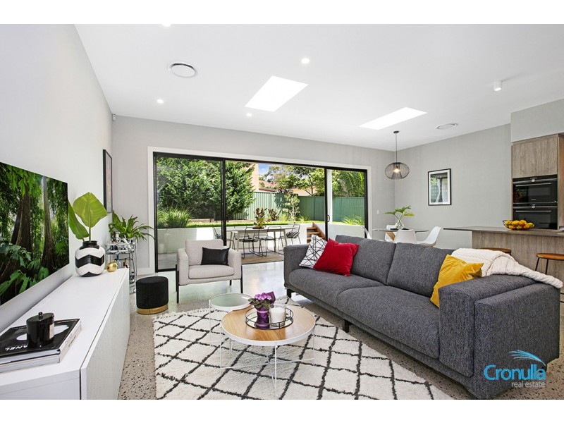 52b Flinders Rd, Woolooware NSW 2230