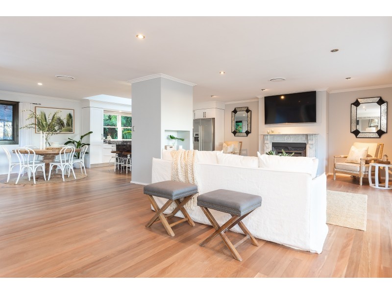 25 Korokan Road, Lilli Pilli NSW 2229