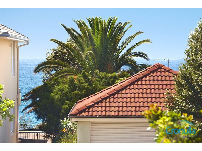 1/15 Arthur Ave, Cronulla NSW 2230