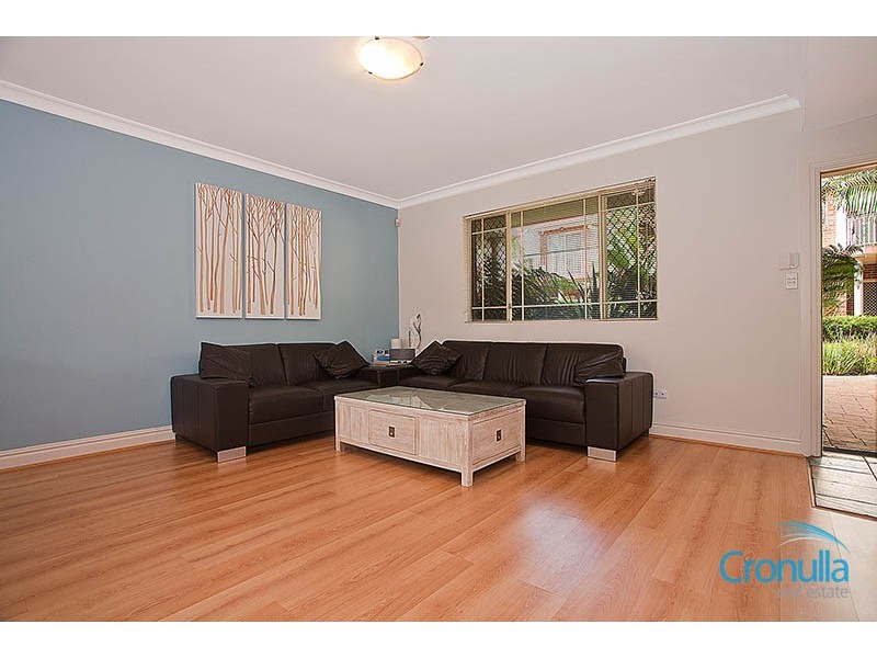 13/26  High St, Caringbah NSW 2229