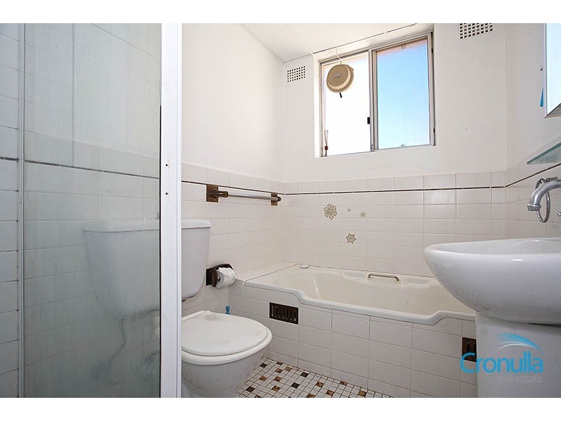 1/15 Arthur Ave, Cronulla NSW 2230