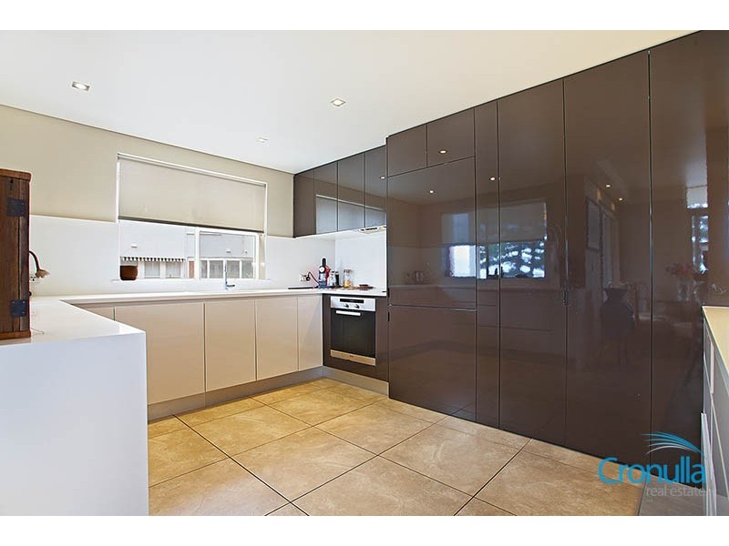 2/5 The Esplanade, Cronulla NSW 2230