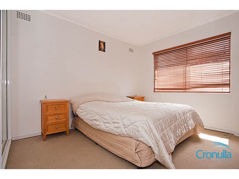 2/53 President Ave, Caringbah NSW 2229