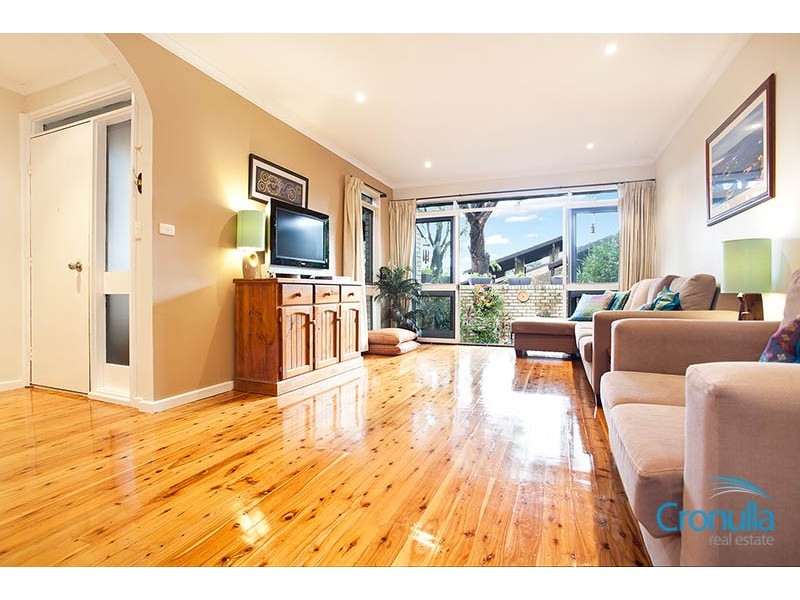 17 82-84 Yathong Road, Caringbah NSW 2229