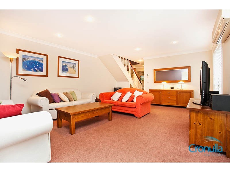 2A Boronia Street, Cronulla NSW 2230