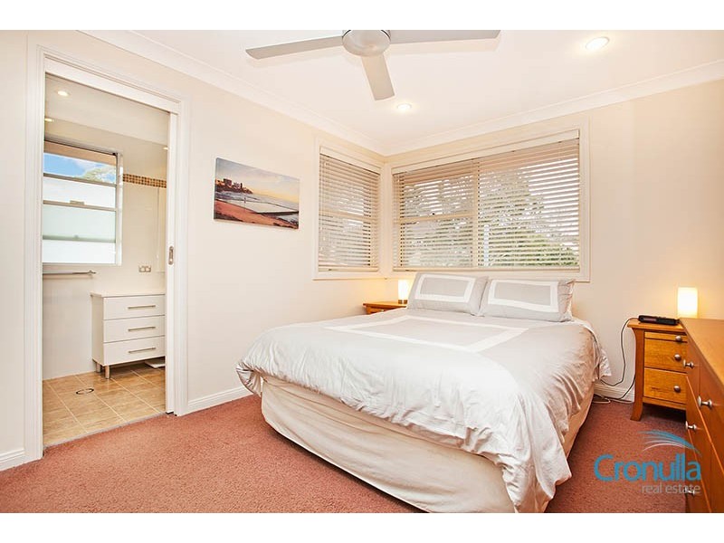 2A Boronia Street, Cronulla NSW 2230