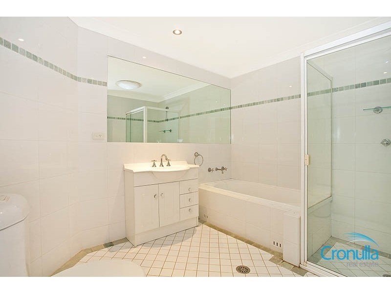21/210-212 Willarong Road, Caringbah NSW 2229