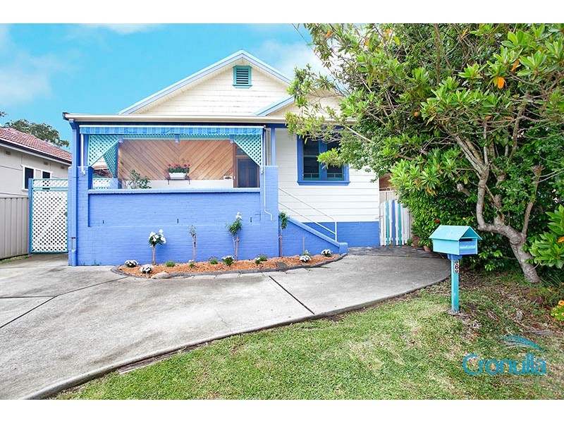 6  Clyde Ave, Cronulla NSW 2230