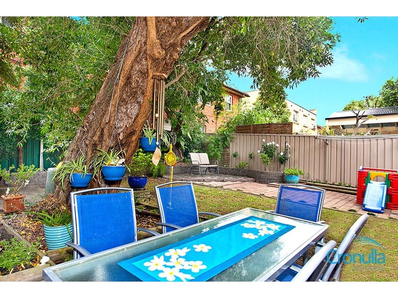 6  Clyde Ave, Cronulla NSW 2230