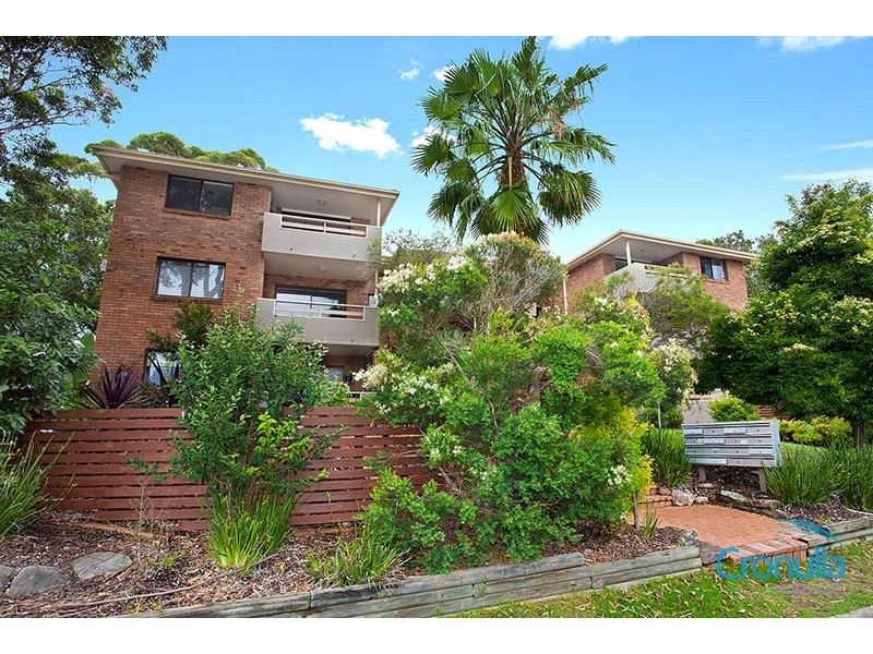 8/18  Ocean Street, Cronulla NSW 2230