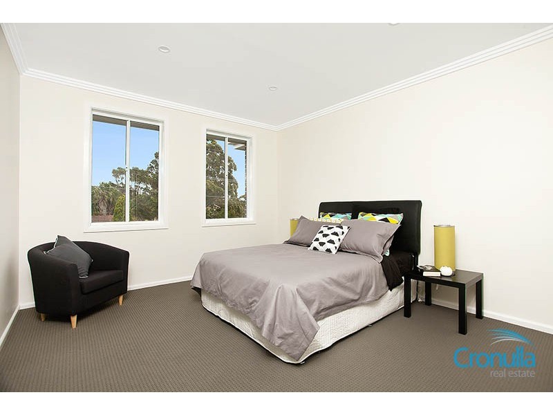 10B June Pl, Gymea NSW 2227