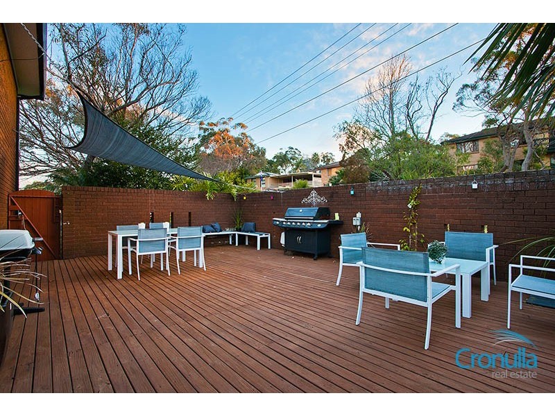 13 Nambour Rd, Engadine NSW 2233