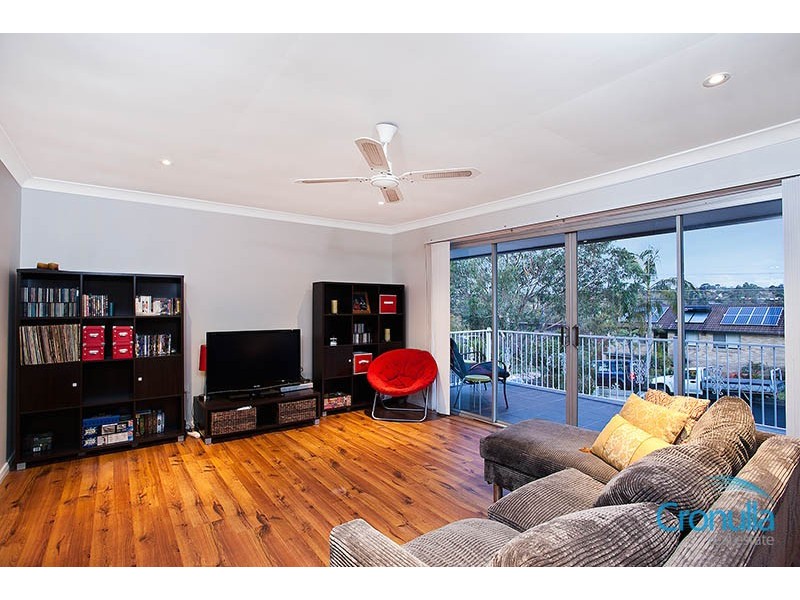 13 Nambour Rd, Engadine NSW 2233