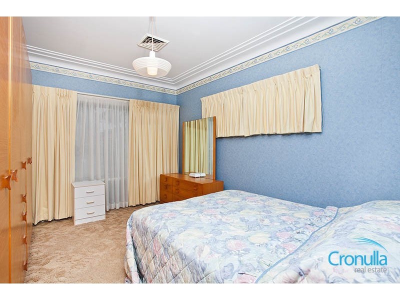 49 Burleigh Avenue, Caringbah NSW 2229