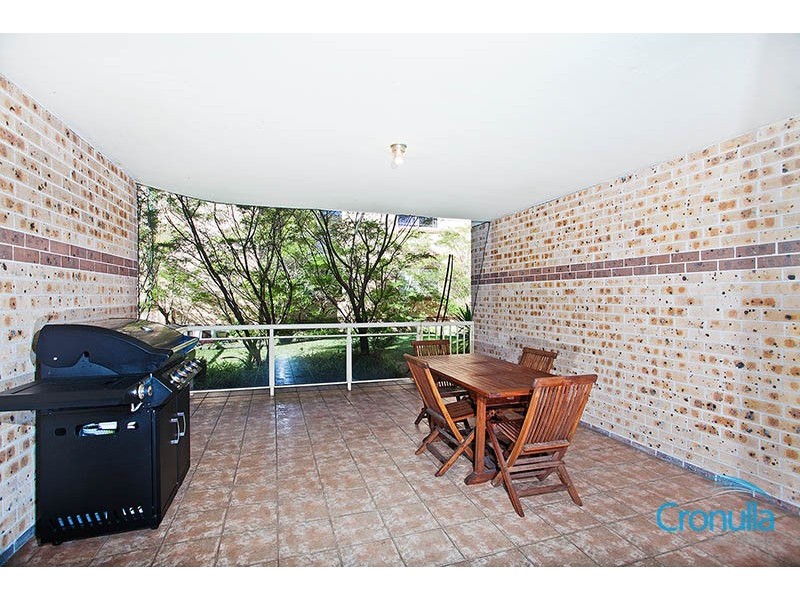 13/8-10 Vista St, Caringbah NSW 2229