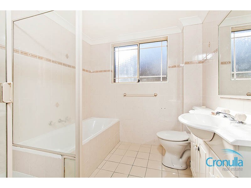 13/8-10 Vista Street, Caringbah NSW 2229