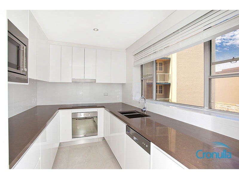 19/8-10 Deeban Walk, Cronulla NSW 2230