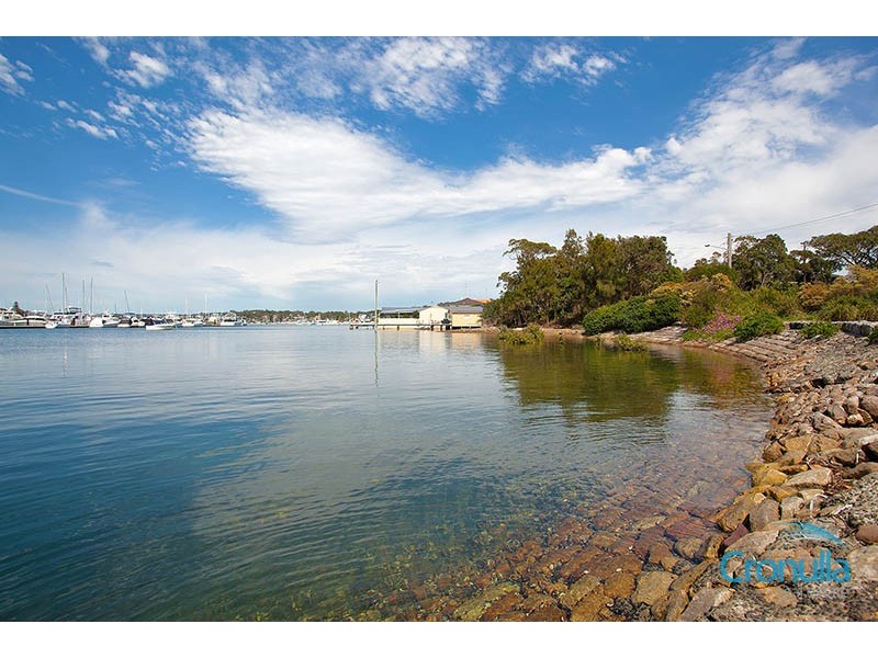 19/8-10 Deeban Walk, Cronulla NSW 2230