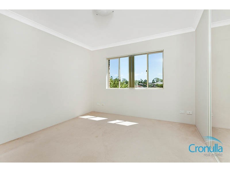 21/398 Port Hacking Rd, Caringbah NSW 2229