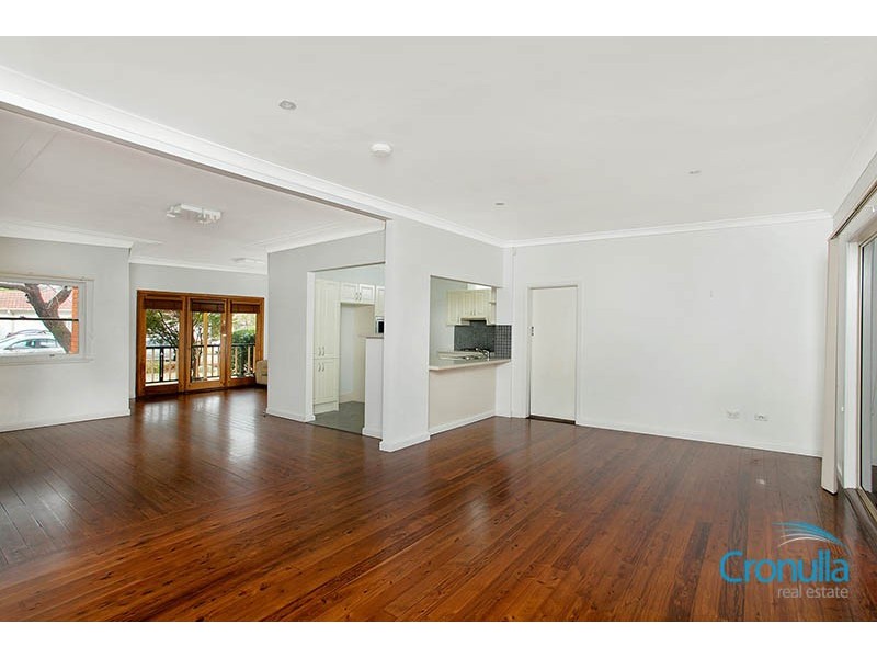 321 Taren Point Road, Caringbah NSW 2229