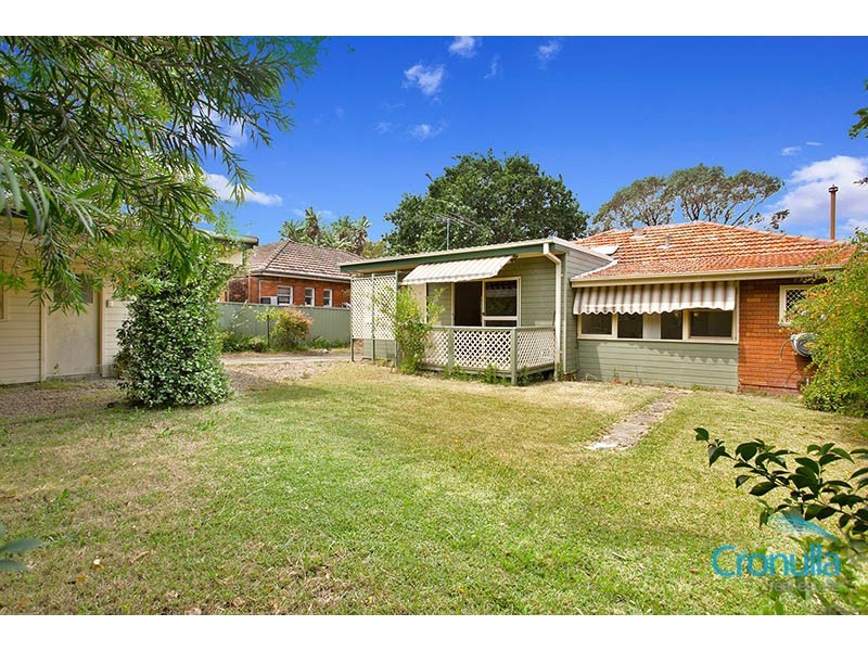 321 Taren Point Road, Caringbah NSW 2229